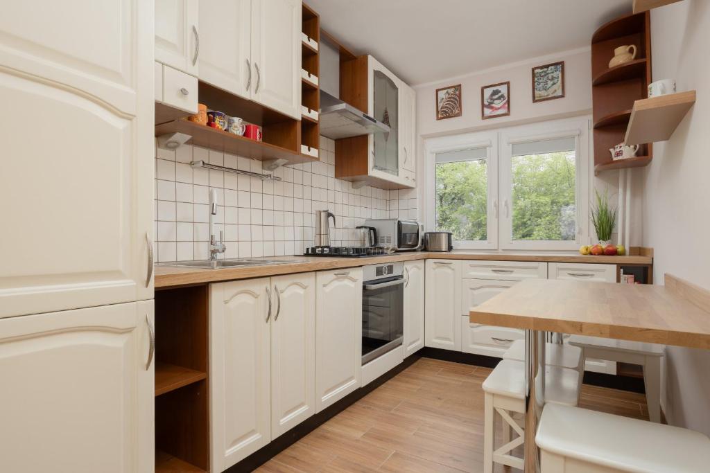 Sienna Cosy & Family Apartment Warsaw Center by Noclegi Renters photo 3