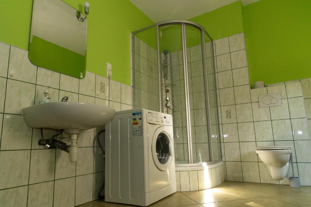 Szymi Pokoje Gościnne photo 3