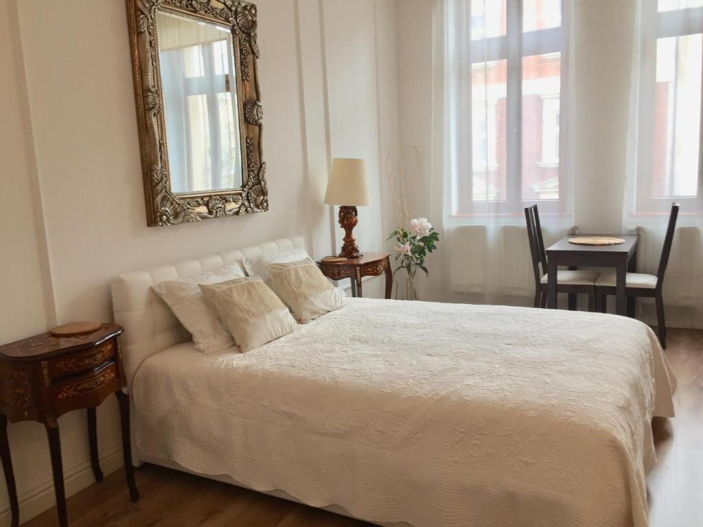 Studio Appartment in Old Town Krakow photo 2