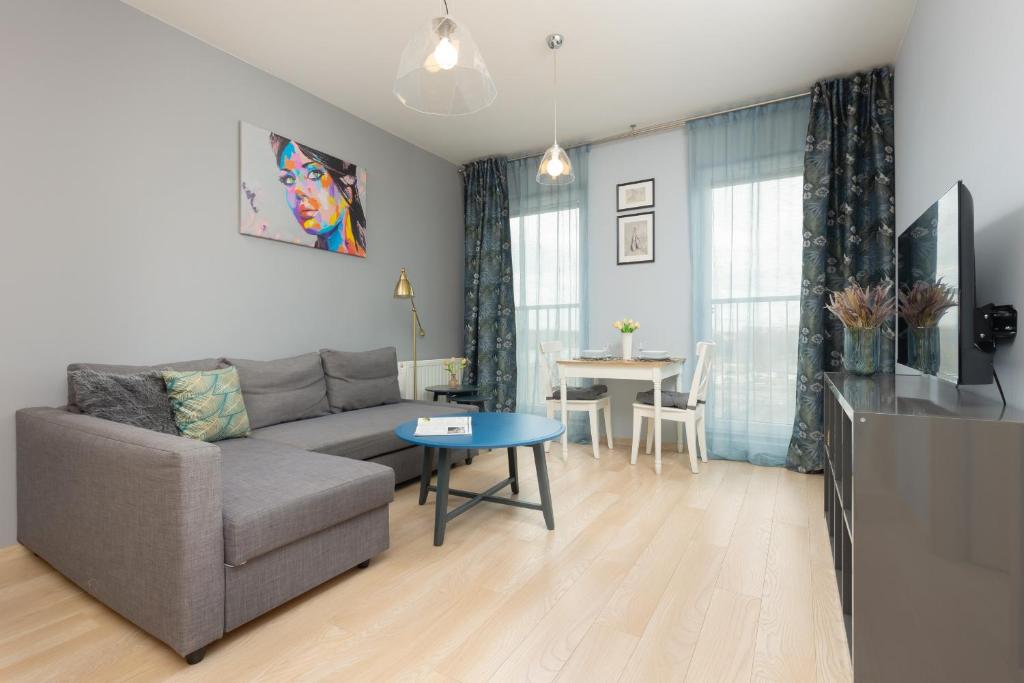 Sokołowska Apartment Warsaw Wola by Noclegi Renters — photo 1