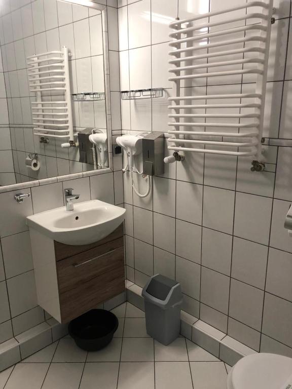 Willa Zdrojowa PARK Sauna Jacuzzi Fitness Dostęp do zabiegów Leczniczych Rehabilitacyjnych & Restauracji photo 3