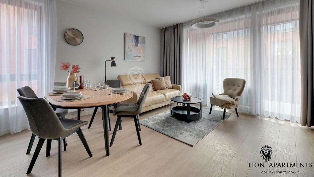 Scala Suites with Parking by Lion Apartments photo 2