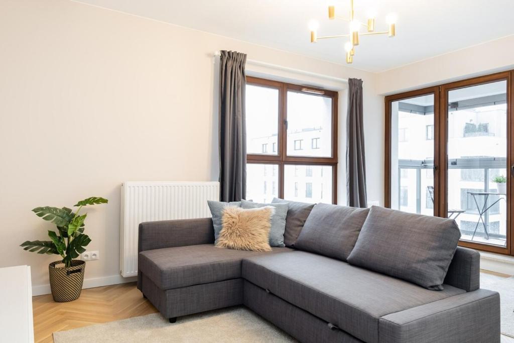 Superb Place to Live Mokotow 8th floor suite photo 2