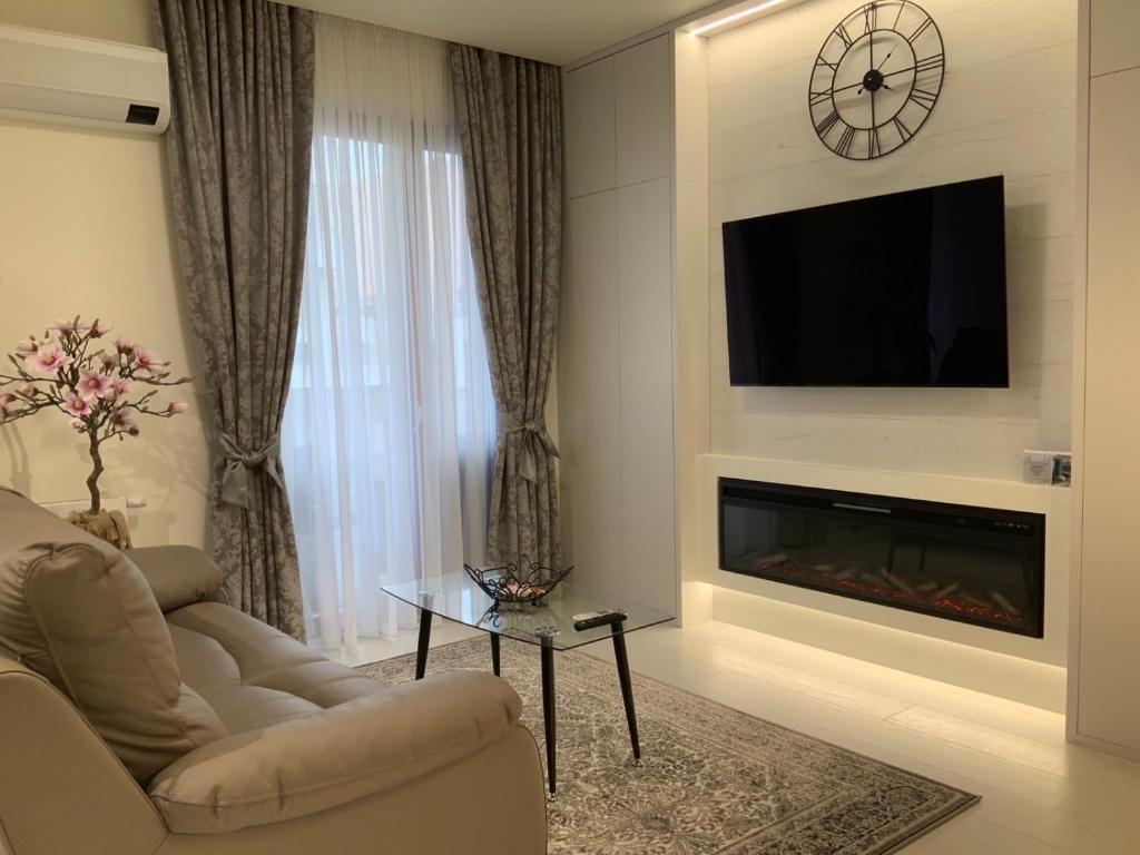 Apartment z kominkiem w sercu Wrocławia photo 3