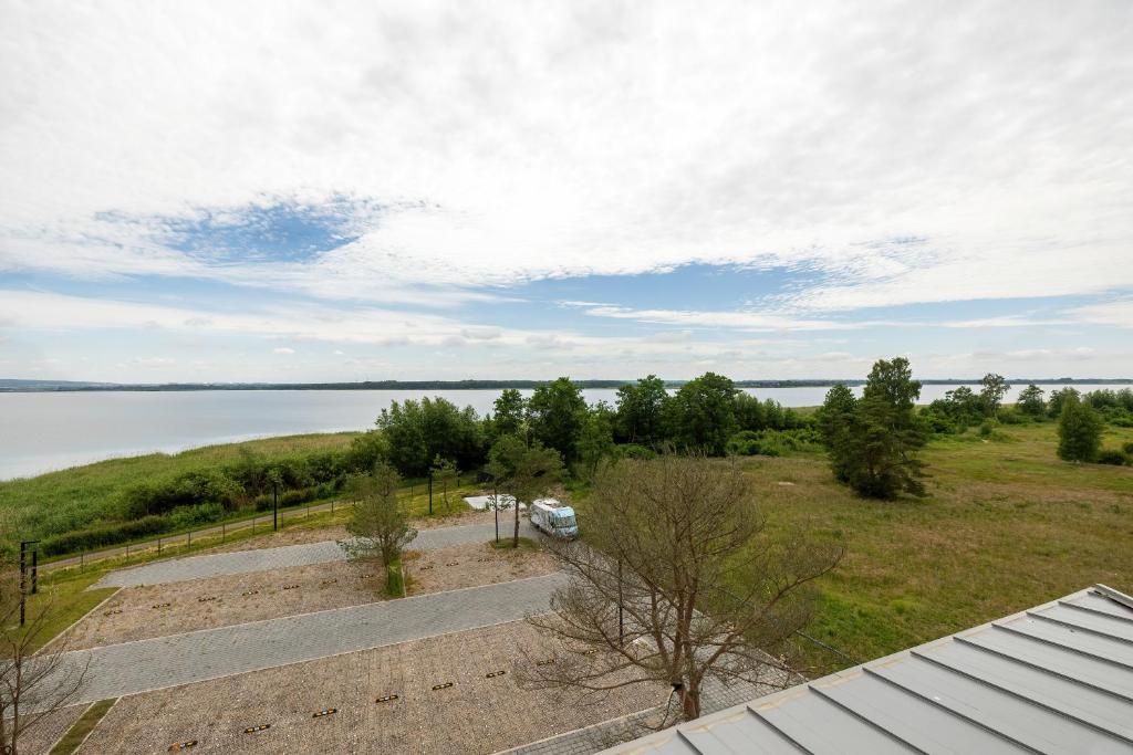 Sea&Lake Studia z Parkingiem w Mielnie by Noclegi Renters photo 2