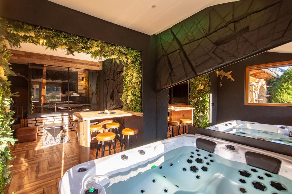 Willa Przy Dolinie Kościeliskiej - Prywatne Jacuzzi & Sauna — photo 1