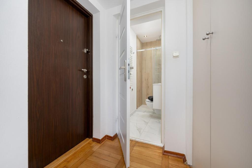 J&W Apartments Studio Solidarności photo 3