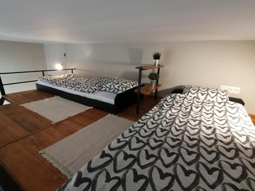 Studio Krakow old town apartment photo 2