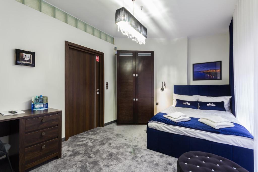 Riverside Hotel photo 2