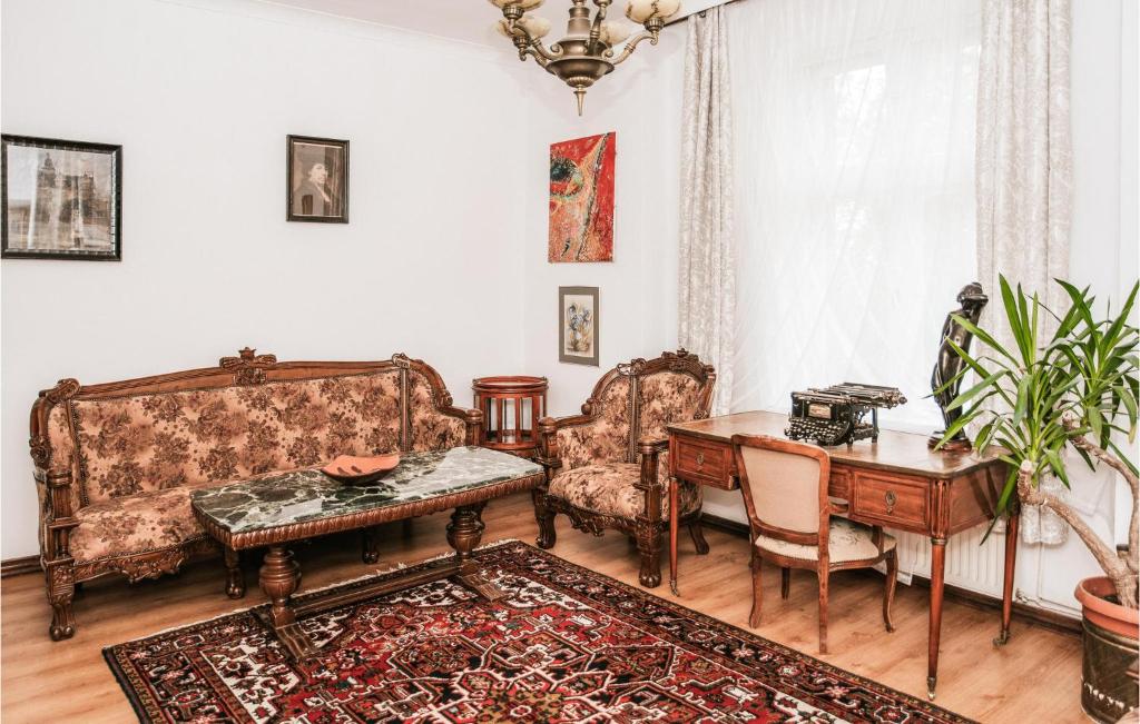 Nice Apartment In Kolobrzeg With Wifi photo 3