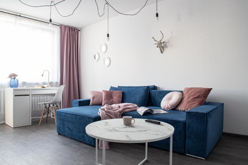 Włochy Ratusz Lovely Apartment by BookingHost — photo 1