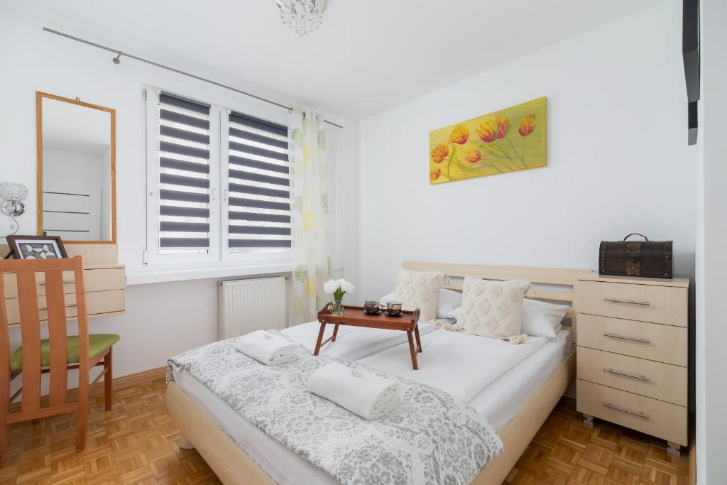 Ruczaj Apartment Cracow Dębniki by Noclegi Renters photo 2