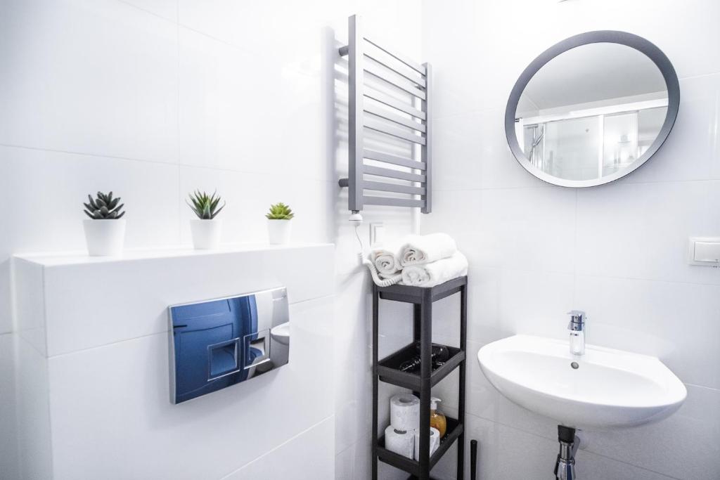 Tower Street Apartments by MB Apartments photo 2