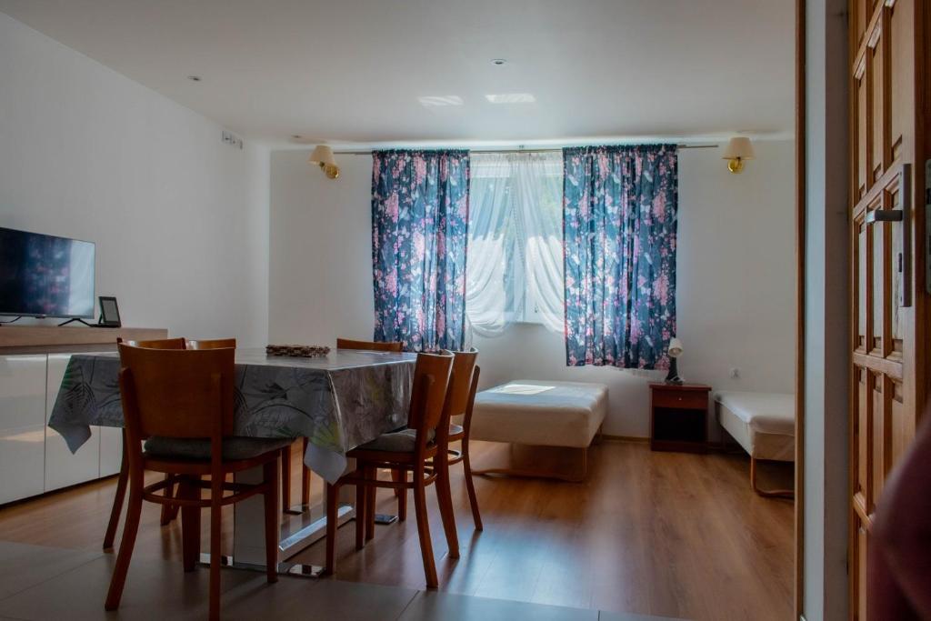 Zielony Zakątek - Apartamenty nad Jeziorem Ostrowo photo 2