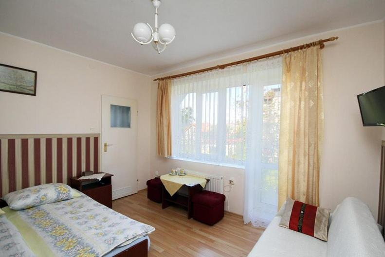 Fregata Basi photo 2