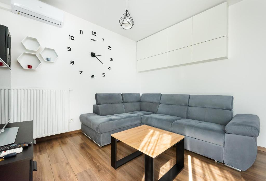 Wilanów 2-Bedroom Apartment by BookingHost — photo 1