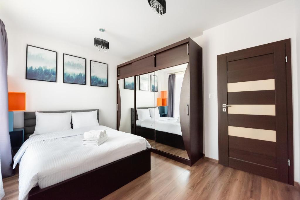 Wilanów 2-Bedroom Apartment by BookingHost photo 2