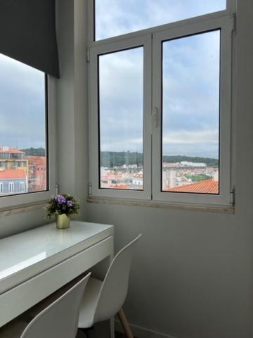Lovely Monsanto View Studio Apartment in Campolide - Z D — photo 1