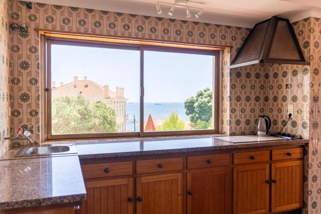 Spacious seaside house photo 3