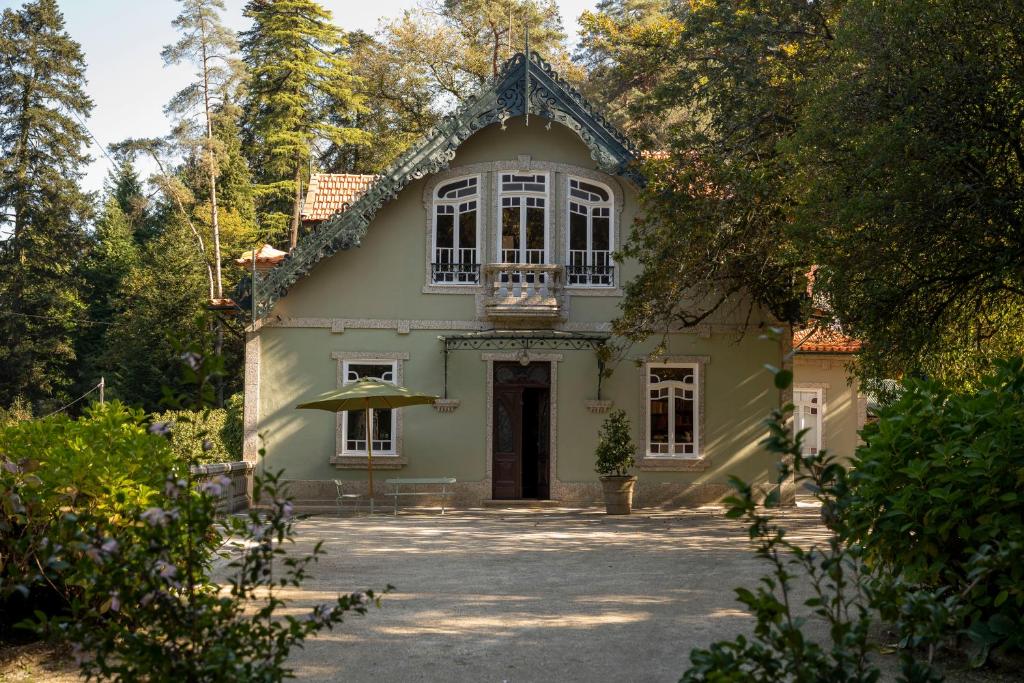 The Grove Houses — photo 1