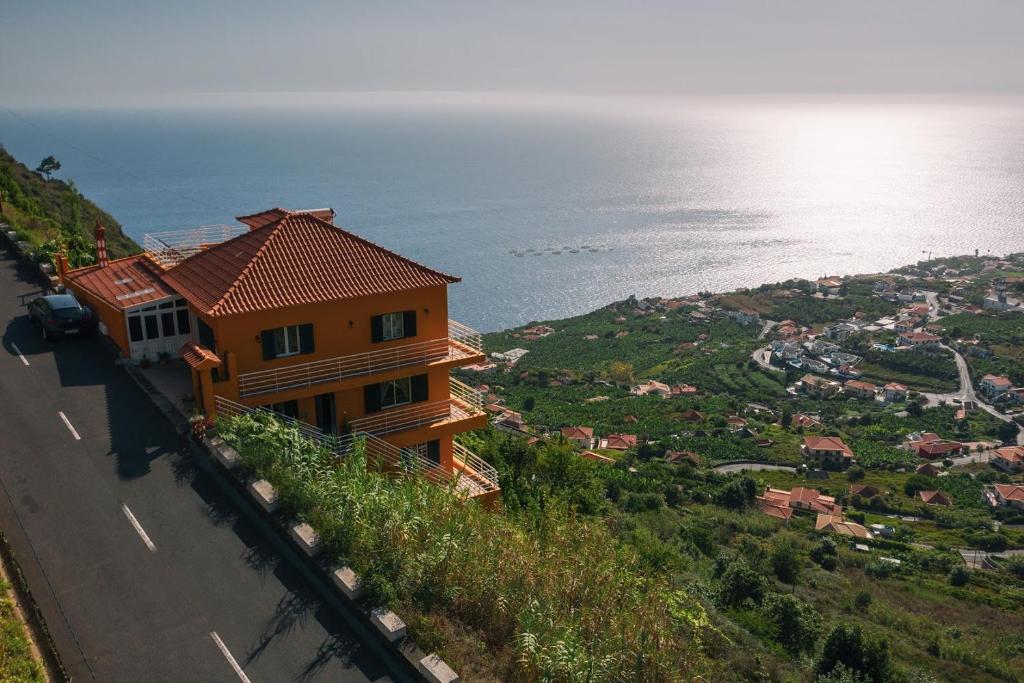 Sunset House — photo 1