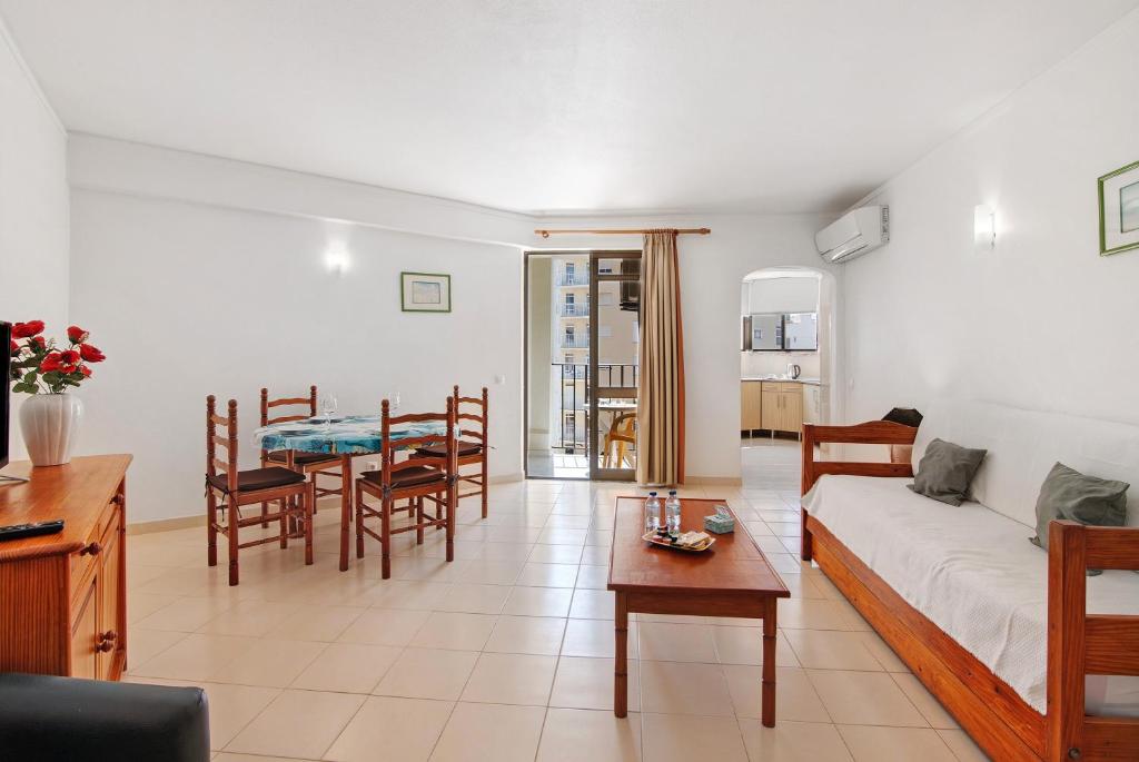 Casa Ferrão — photo 1