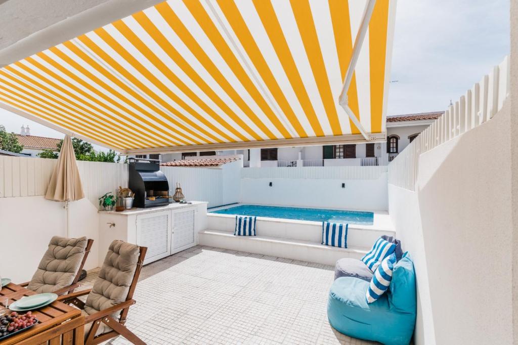StaySalty - Resort Style Family Beach House with Pool — photo 1