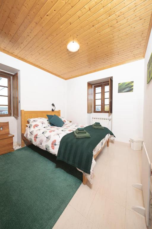 Yellow House - Casa Amarela — photo 1