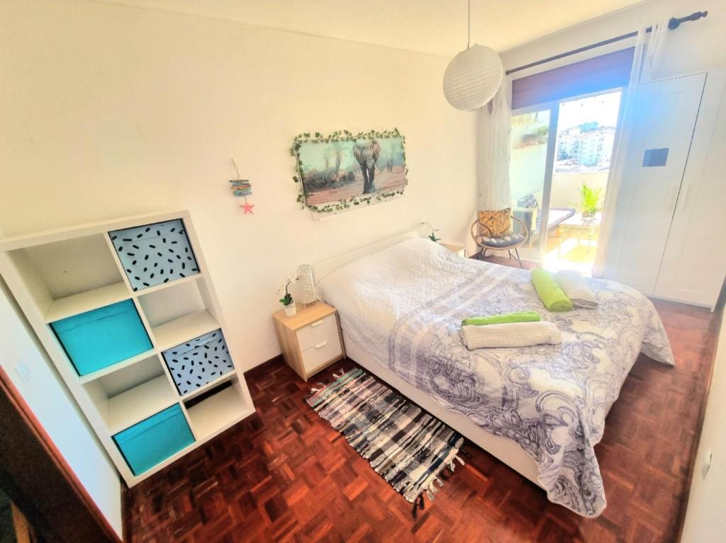 Stunning Room with private Bathroom and shared balcony photo 2