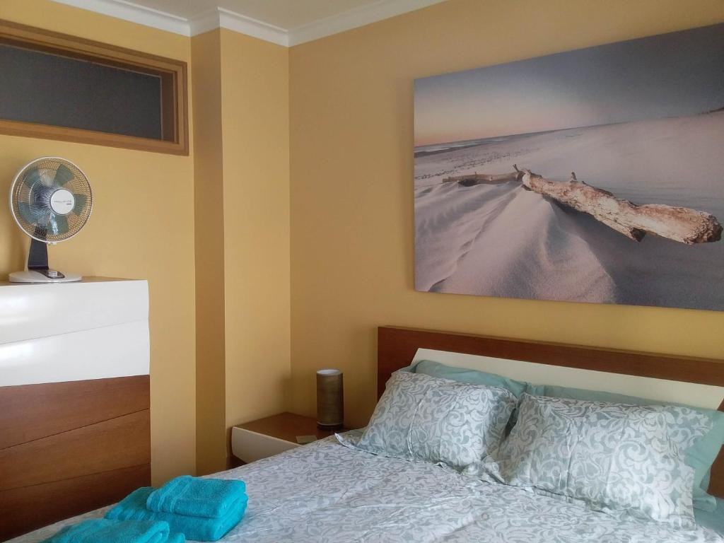 Atlantic Beach-side Apartment photo 2