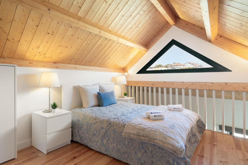 Host Wise - Lovely & Cozy Duplex Flat — photo 1
