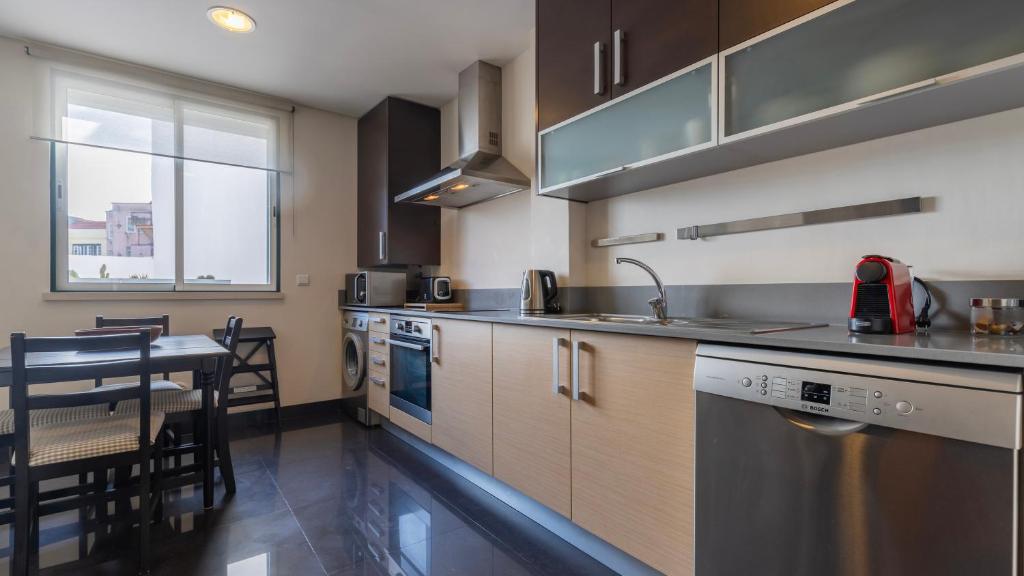 Luminous 1BDR Apartment by LovelyStay photo 3
