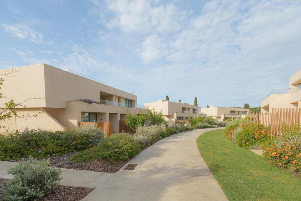 White Shell Beach Villas photo 3