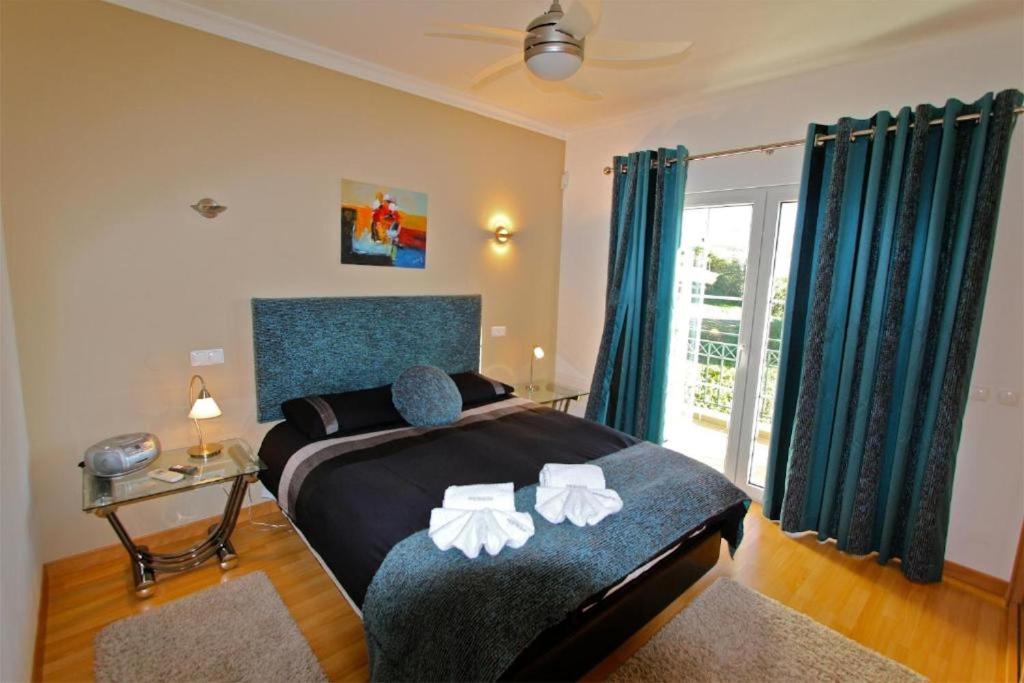 Spacious Vilamoura Villa 4 Bedrooms Villa Amendoeira Table Tennis photo 2
