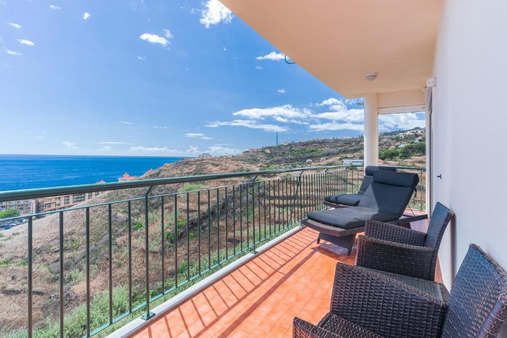 Sunspot Reis Magos with sea view by Holiday Rental Madeira photo 3