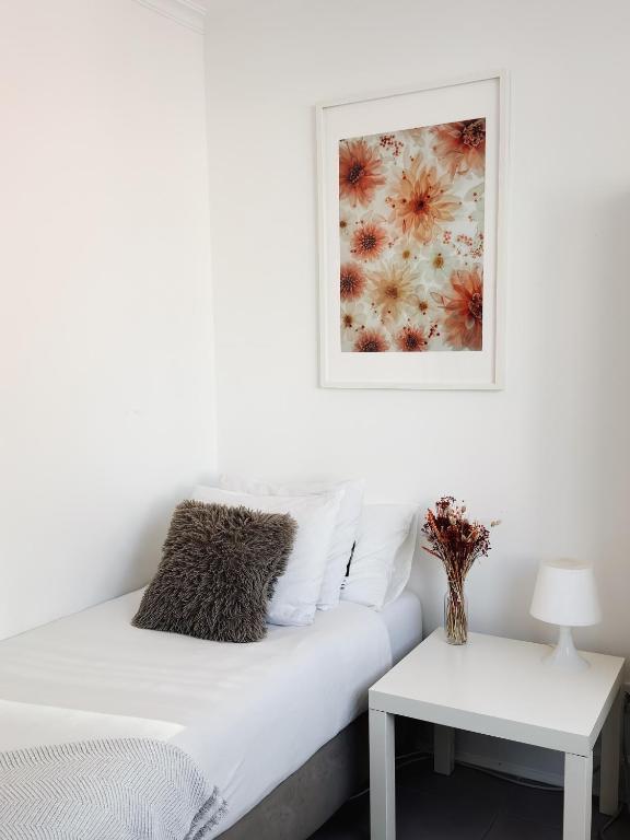 Soar Home l SALDANHA l Premium Stay Climate Comfort 1 min to Metro photo 2