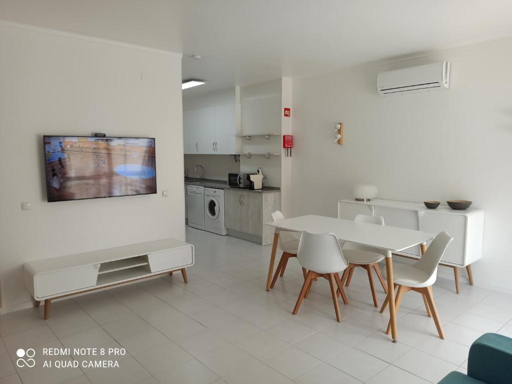 Sunset House by CORAL — photo 1