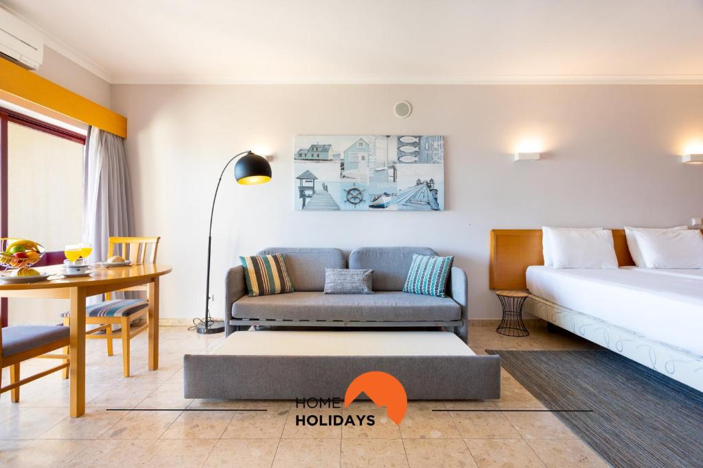 #198 Club Praia Mar by Home Holidays photo 2