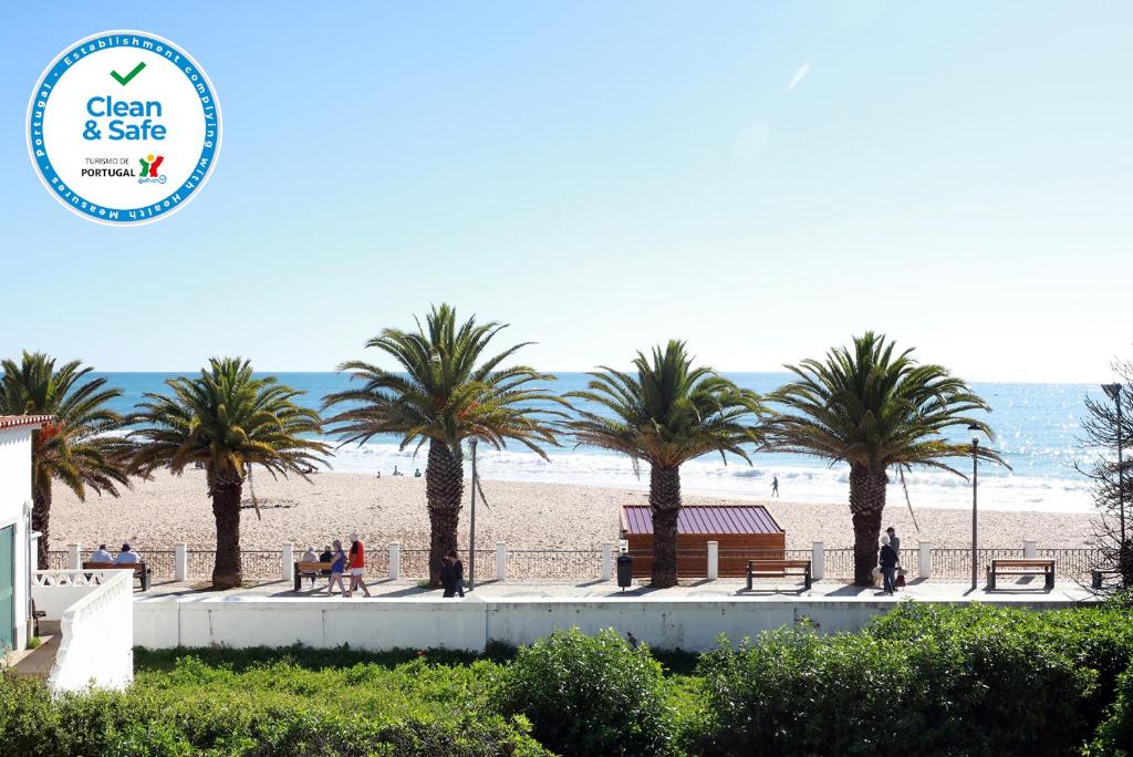 B86 - Beachline Apartment in Praia da Luz — photo 1