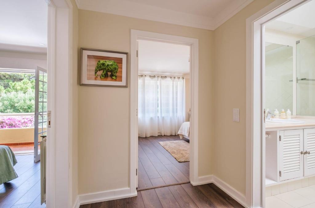 Seafront Unit 2 photo 2