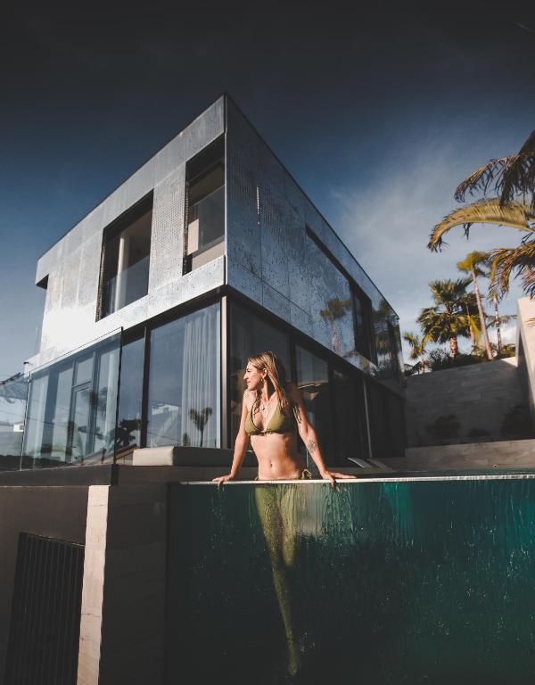 Saudade Residence - Ultra Luxury Futuristic Ocean Zen Retreat photo 2