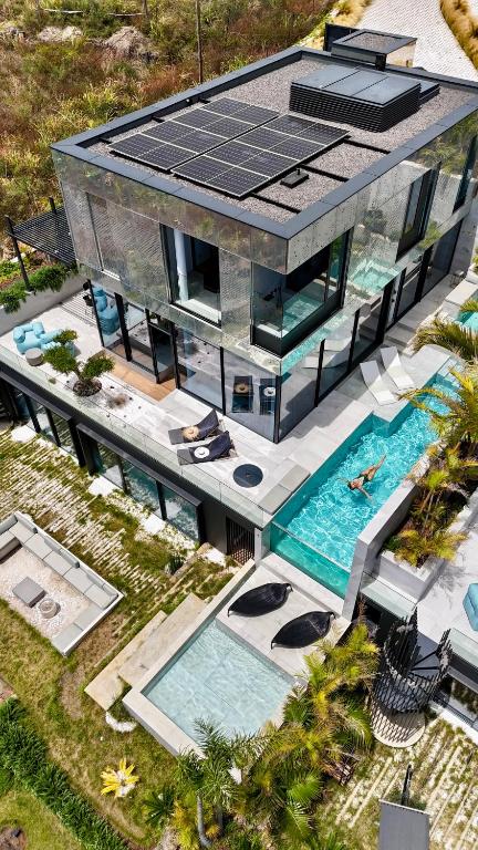 Saudade Residence - Ultra Luxury Futuristic Ocean Zen Retreat photo 3