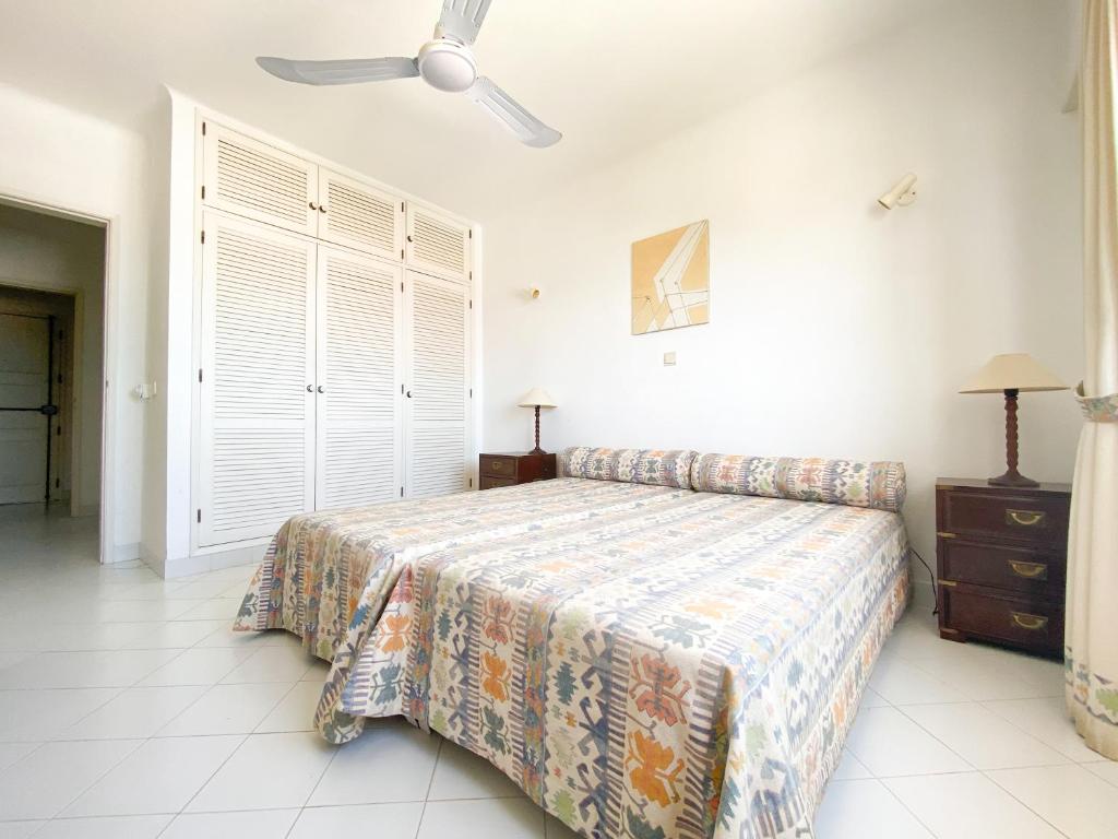 Tranquility and Sea View at Meia Praia #1867 photo 2
