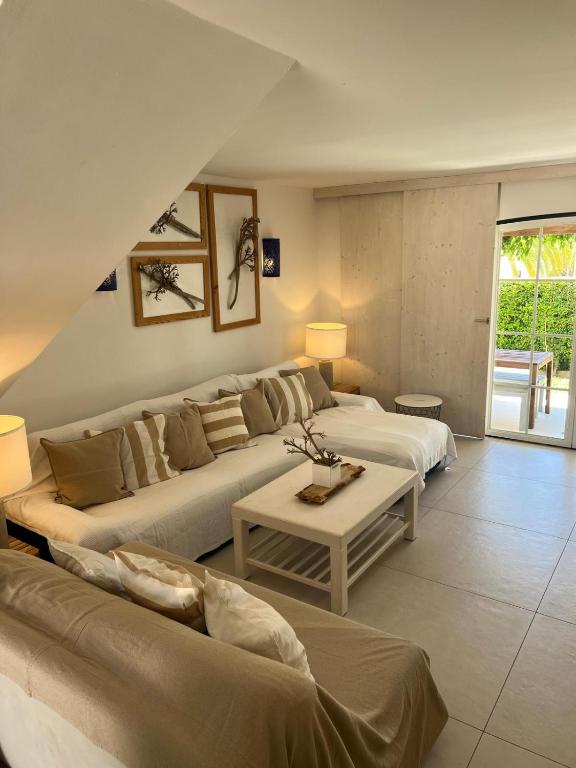 T4 Grand Townhouse Old Village photo 2