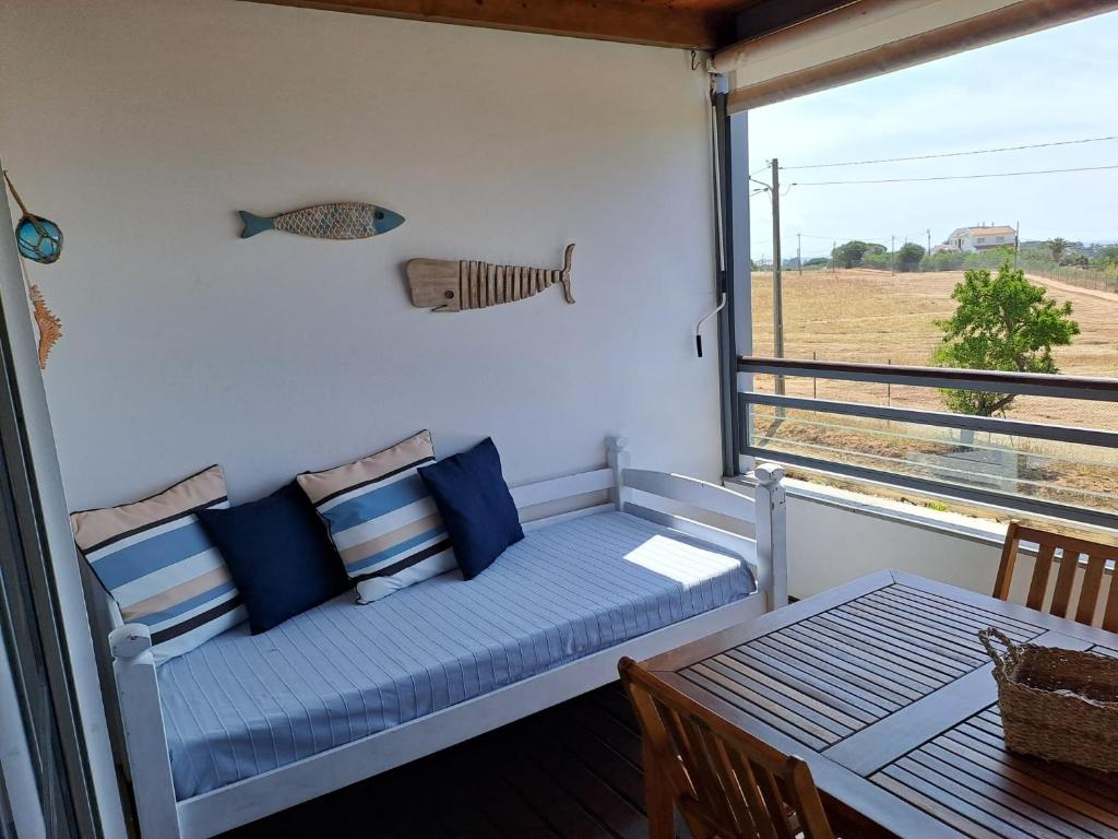 Sea View Apartment Near Meia Praia Beach in Lagos! — photo 1