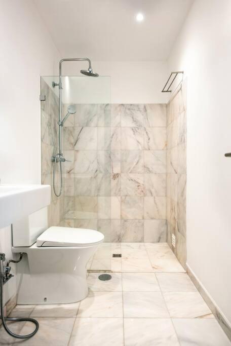 Townhouse Senhora da Rocha - Alporchinhos photo 3