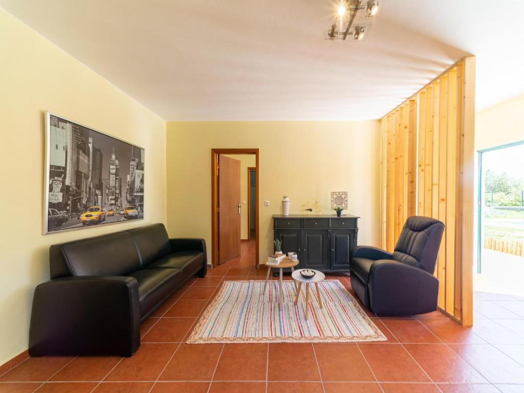 Rural holiday home in Netos-Almagreira with shared pool photo 2