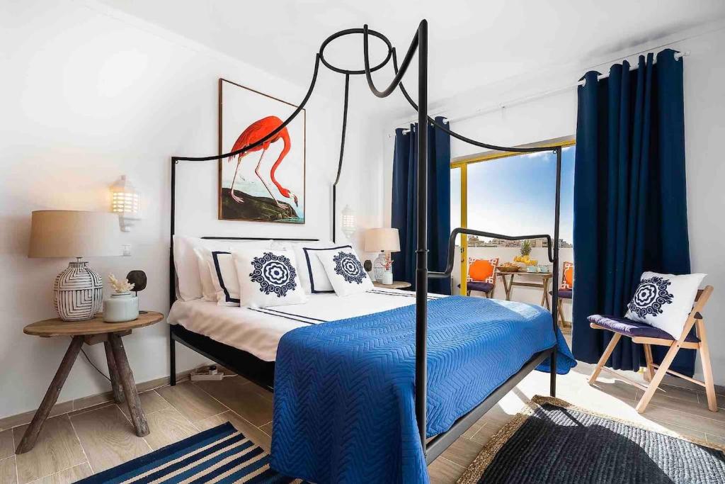 Stylish Apartment With View — photo 1