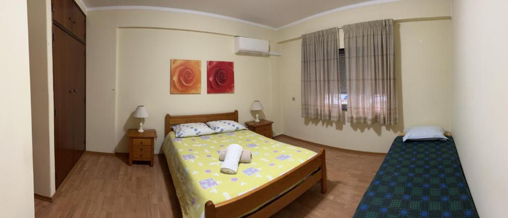 CENTER HOUSE photo 2
