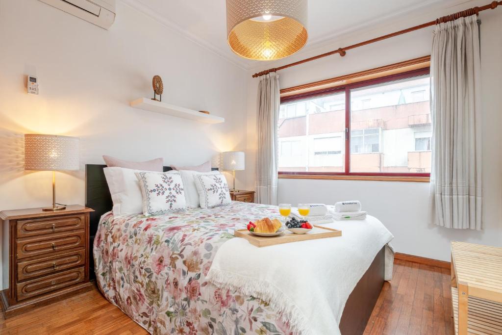 Host Wise - Rustic Bright Flat - City Centre — photo 1